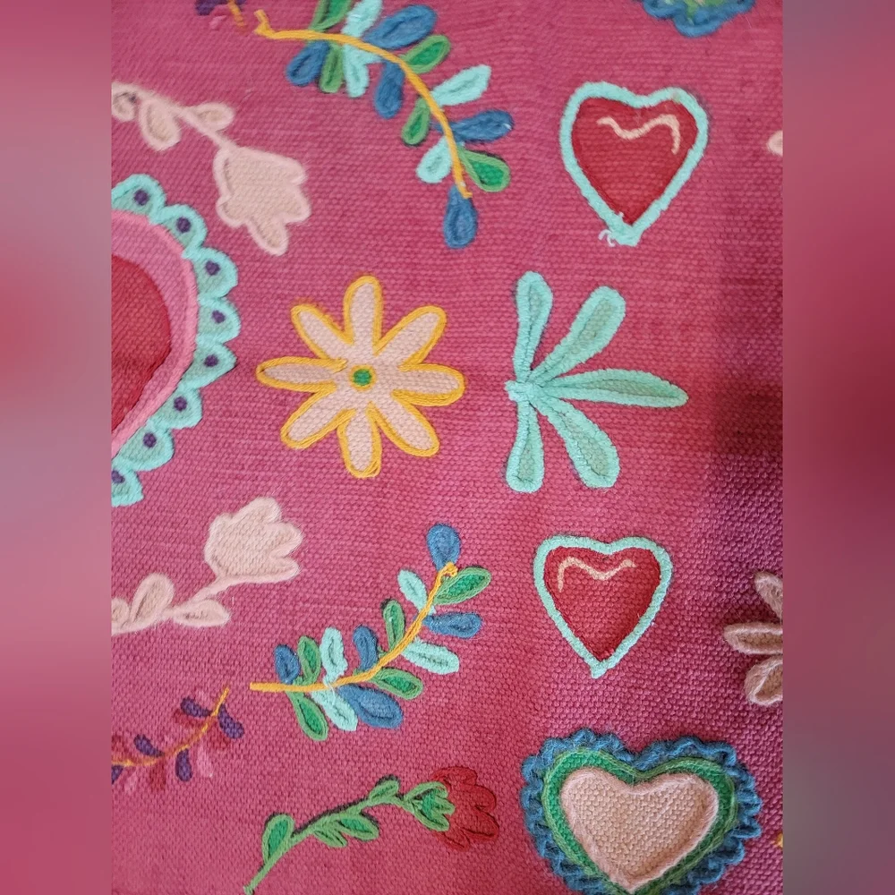 Gorgeous Rachel Zoe Colorful Heart and Floral Pattern Rug ❤️ - Picture 2 of 8